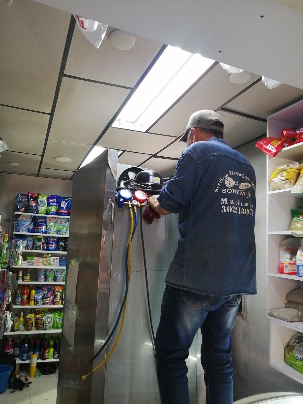 Equipo de servicio tecnico especializado